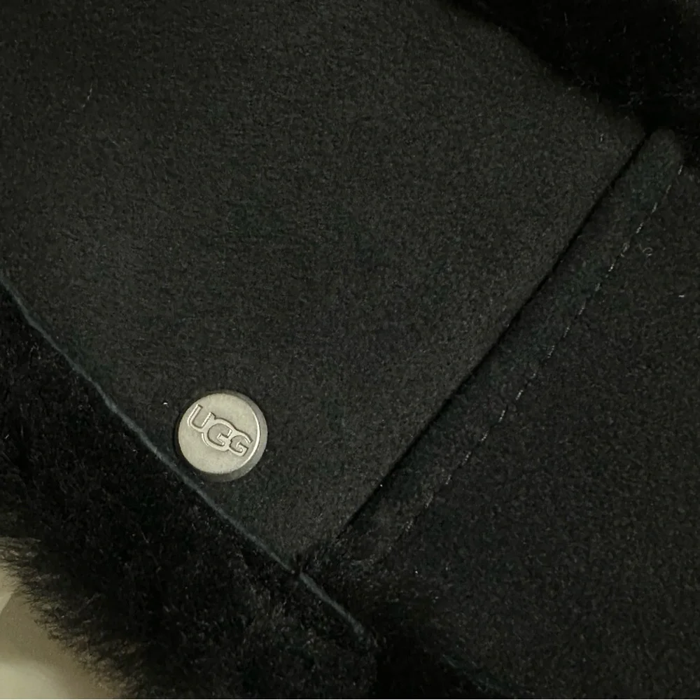 UGG cozy leather